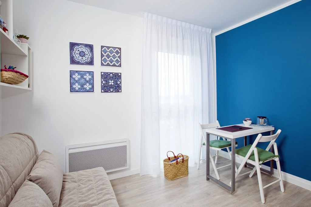 Investissement locatif - studio 1e étage + parking 6