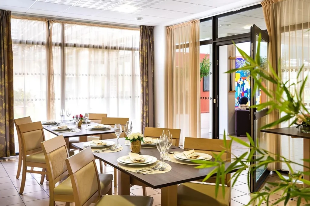 Investissement locatif sénior- studio + terrasse 4