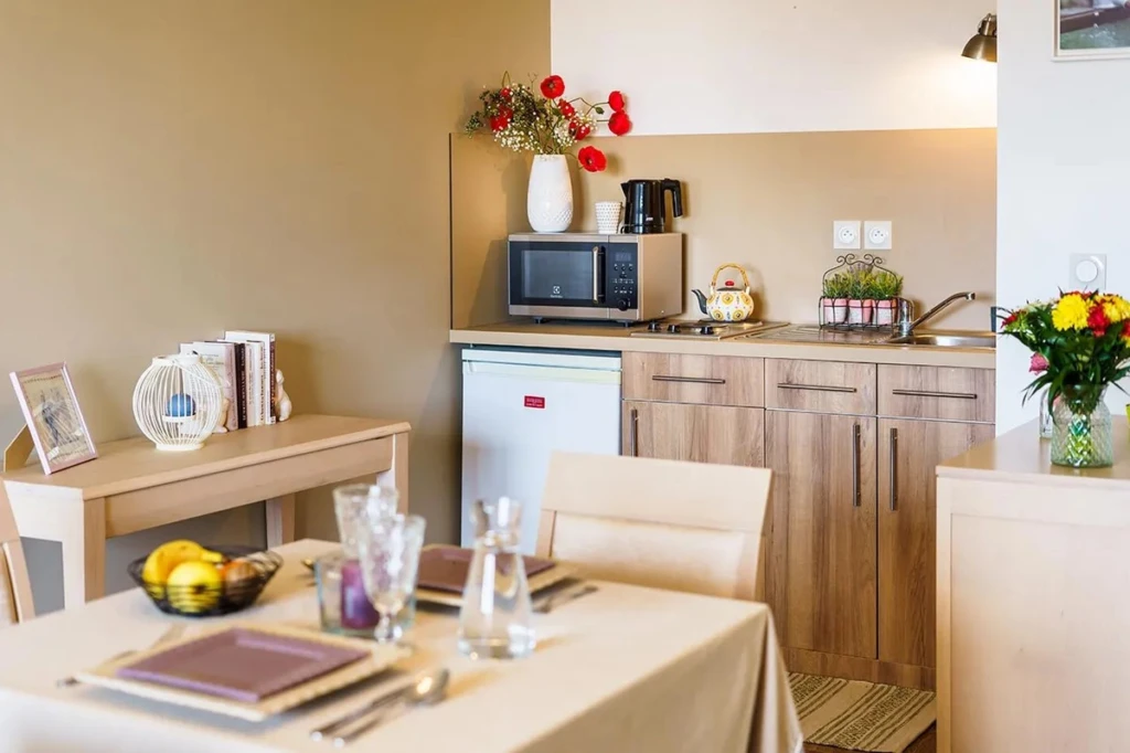 Investissement locatif sénior- studio + terrasse 6
