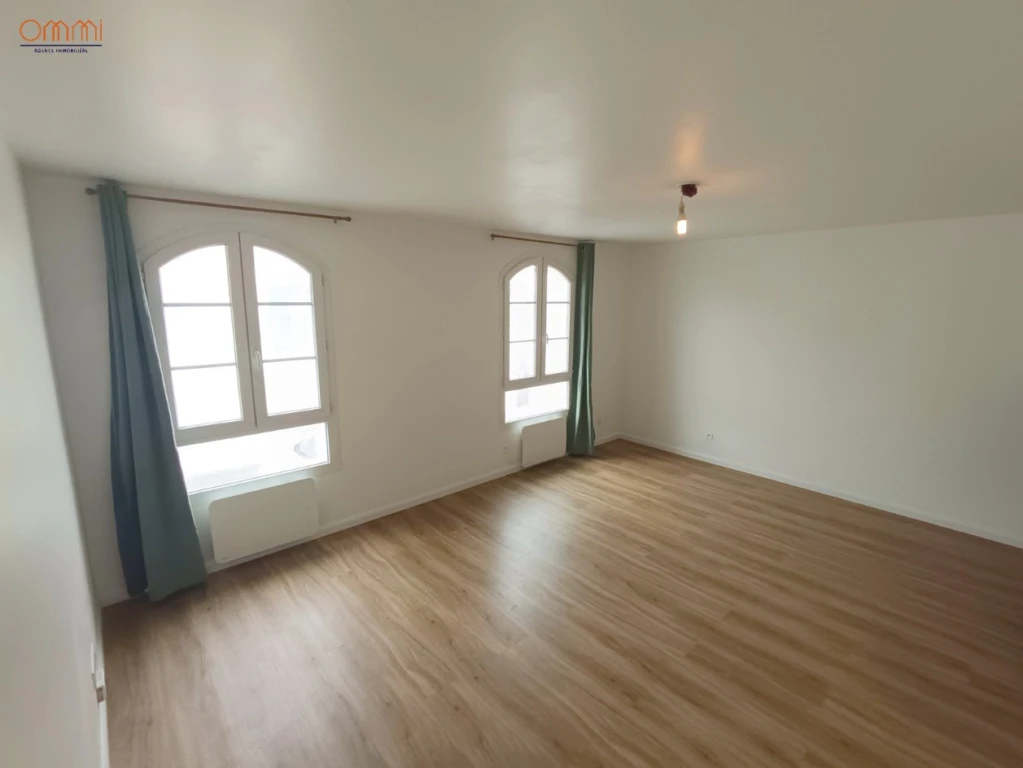 Appartement 1 chambre avec parking 1