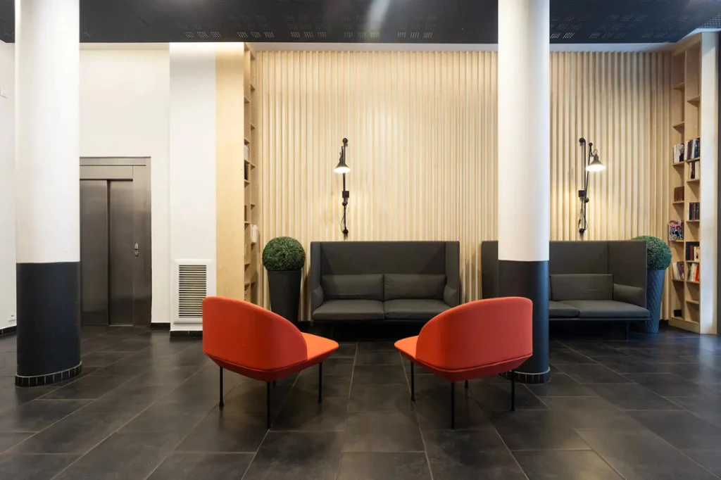 Investissement locatif - studio 4e + parking 7