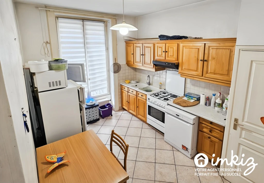 Superbe appartement T3/T4 avec clim, balcon et vue 9