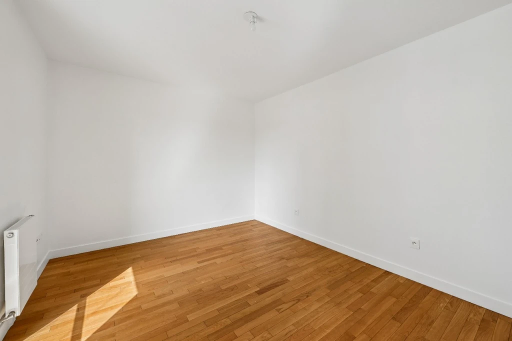 Appartement 4 pièces avec BALCONS 13