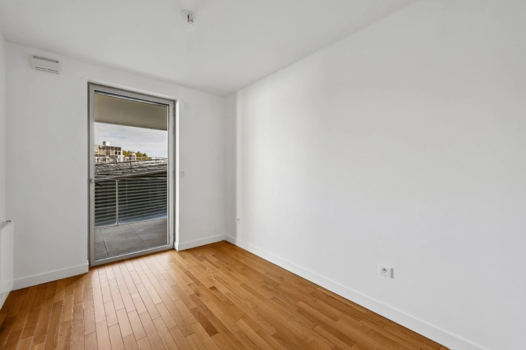 Appartement 4 pièces avec BALCONS 14
