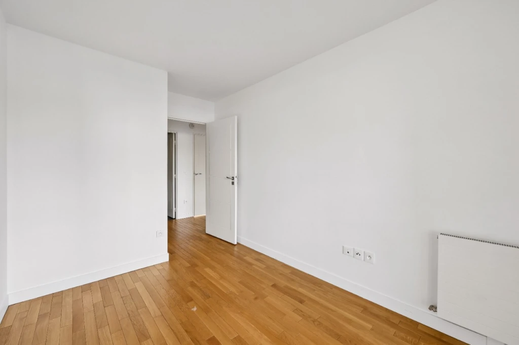 Appartement 4 pièces avec BALCONS 8
