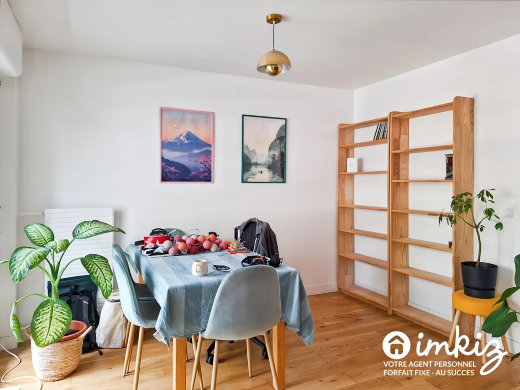 Paris 19e – 3P refait à neuf, traversant, 2 loggia 1