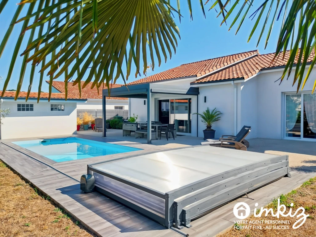 Superbe maison contemporaine avec piscine & jardin 14