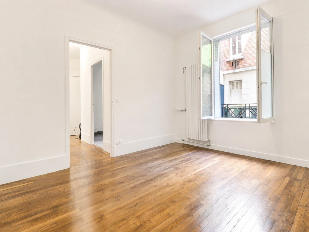 Studio 23 m² rénové à neuf – Malakoff 1