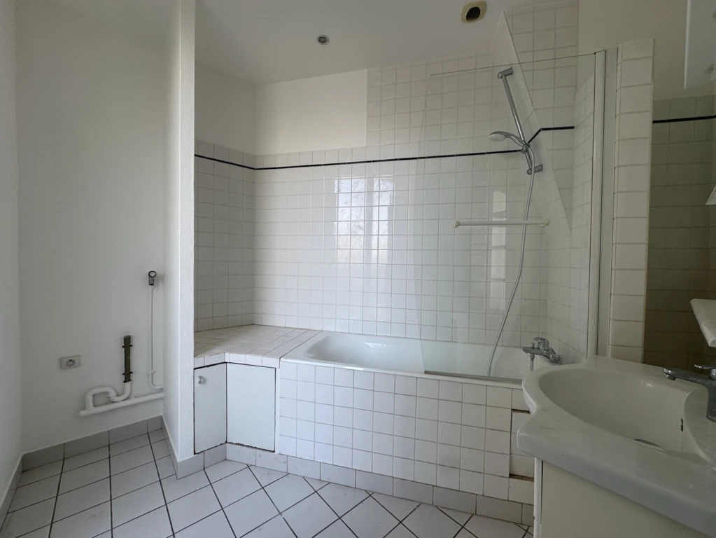 SUPERBE 3 PIÈCES (56 m²) AVEC BALCON FILAN 5