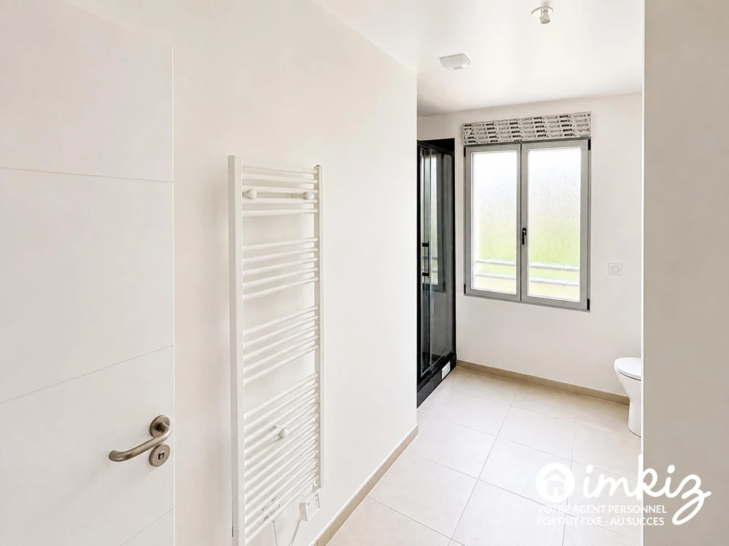 Maison moderne de 93m² sur terrain clos de 476m² 11