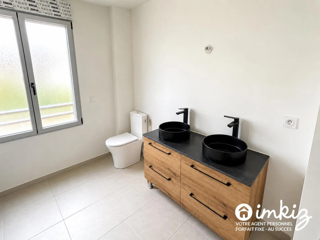 Maison moderne de 93m² sur terrain clos de 476m² 10