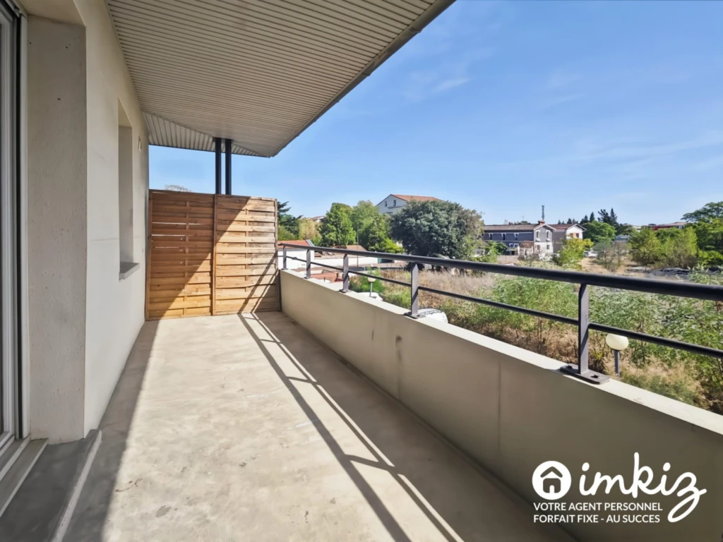 Appartement T3 - 2 parkings & piscine sécurisés 2