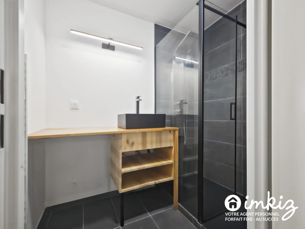 Appartement T3 - 2 parkings & piscine sécurisés 11