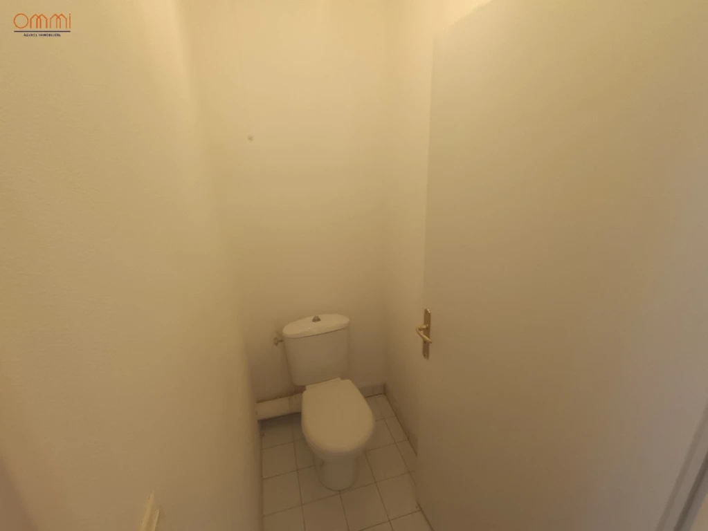 Doullens maison 1 chambre jardin parking 12