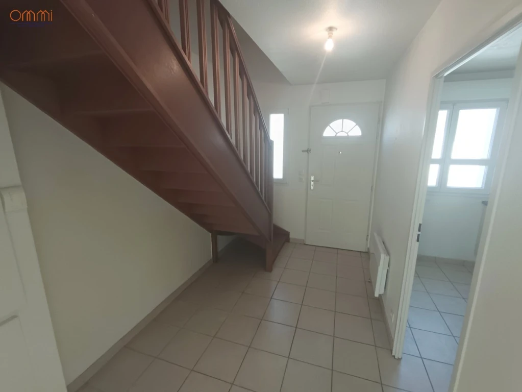 Doullens maison 1 chambre jardin parking 8