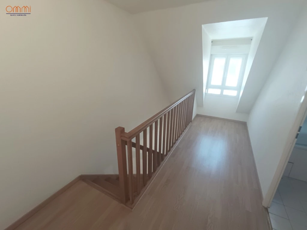 Doullens maison 1 chambre jardin parking 9