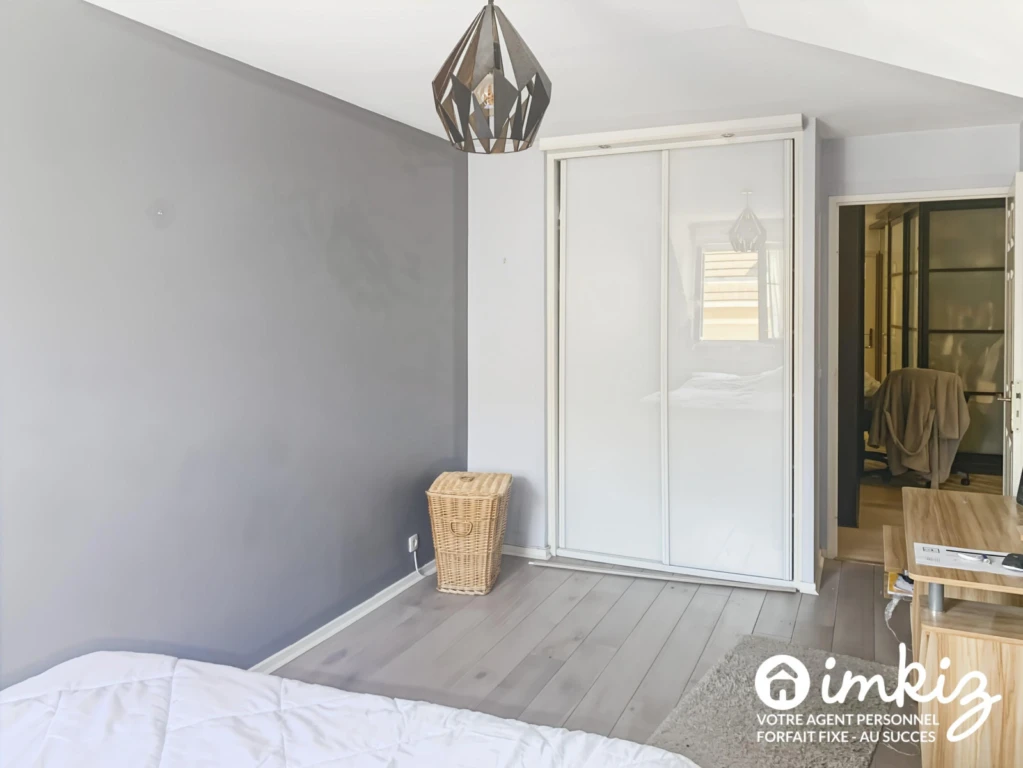 Émerainville Gare (7 min) – Duplex Esprit Maison" 6"