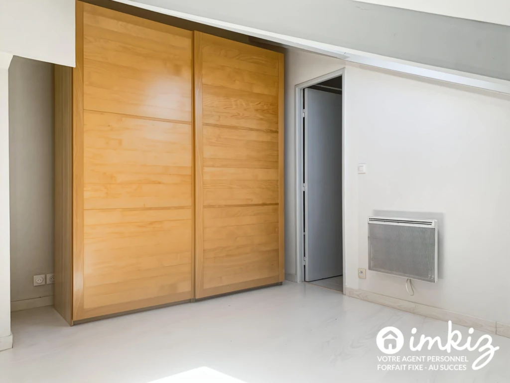 Duplex 2 pièces avec balcon, cave et parking 11