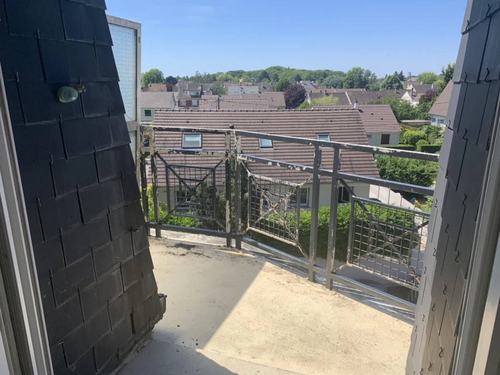 Duplex 2 pièces avec balcon, cave et parking 7