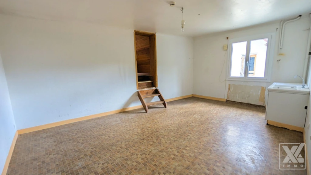 PELVOUX - Appt T3 de 87 m² à rénover 2