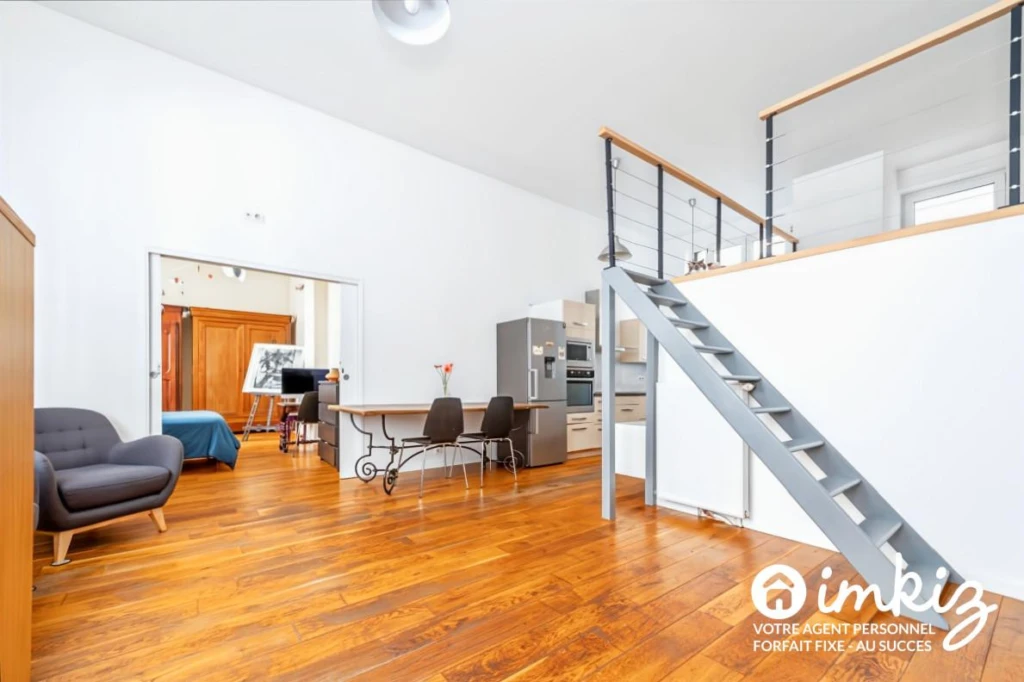 Appart style loft dans le quartier des artistes. 3
