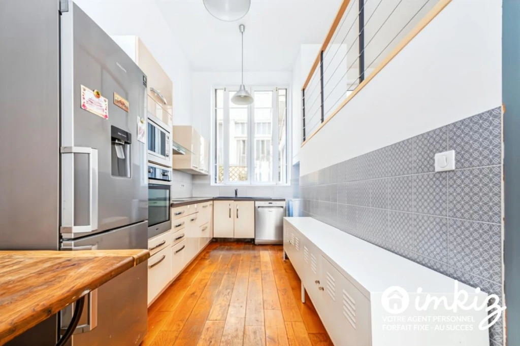 Appart style loft dans le quartier des artistes. 6