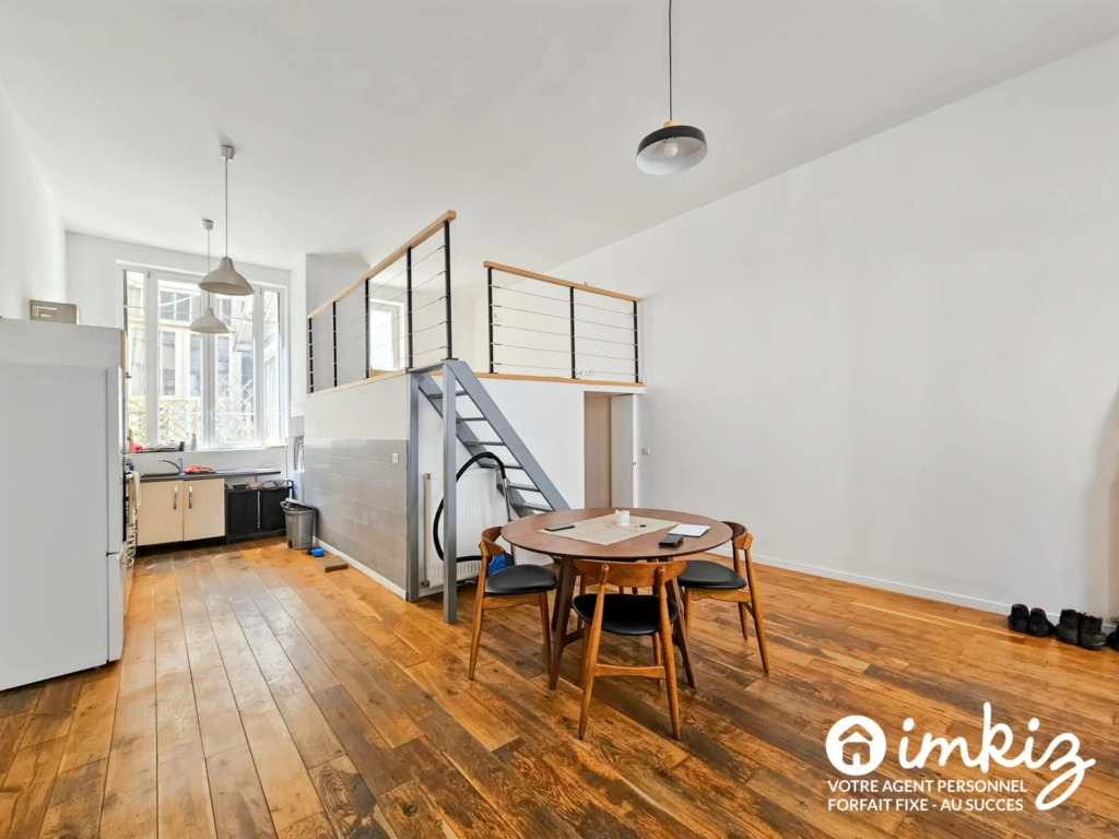Appart style loft dans le quartier des artistes. 9