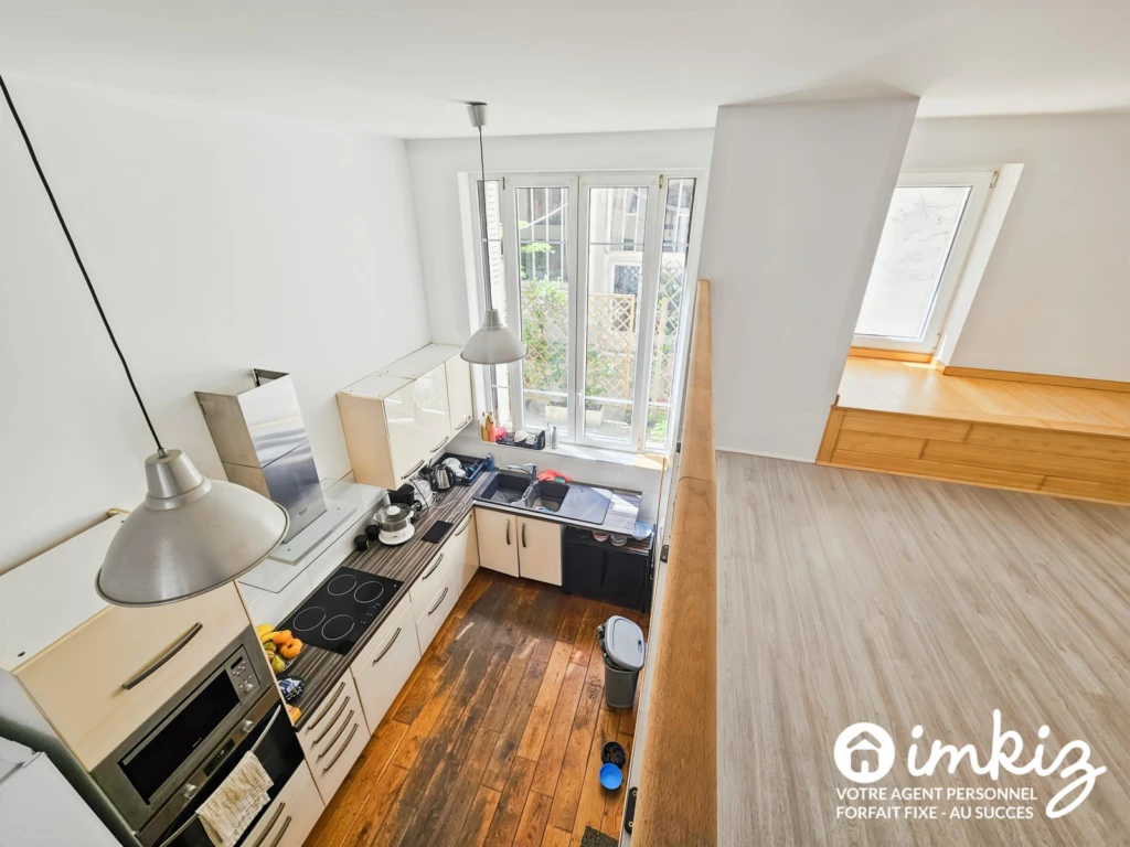 Appart style loft dans le quartier des artistes. 10