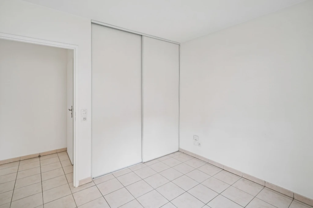 Lot C28 St Denis 9