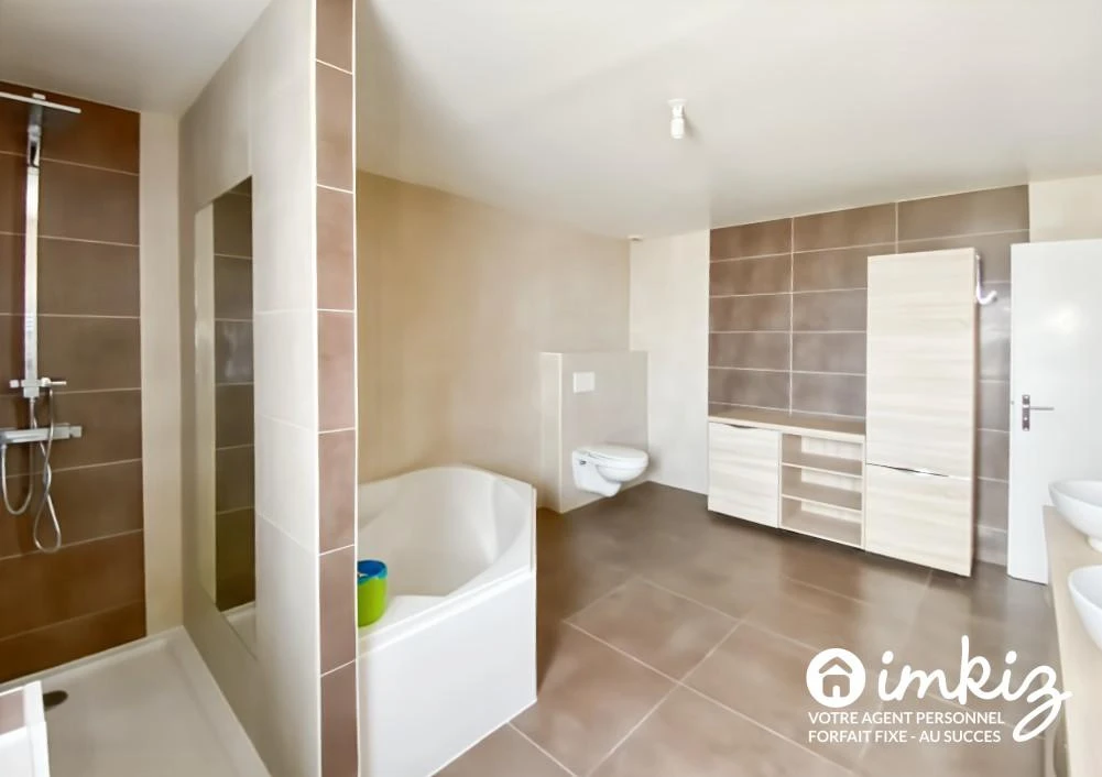 Maison 6 pièces 206m2 4