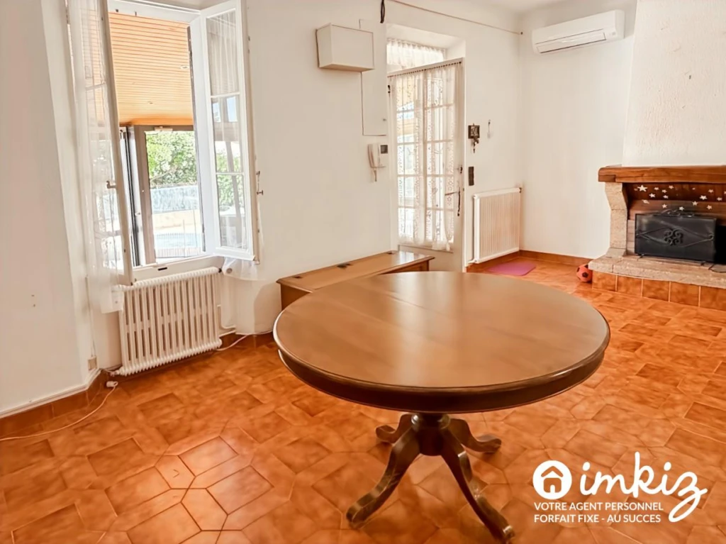 Maison divisé en 2 appartements avec piscine 7