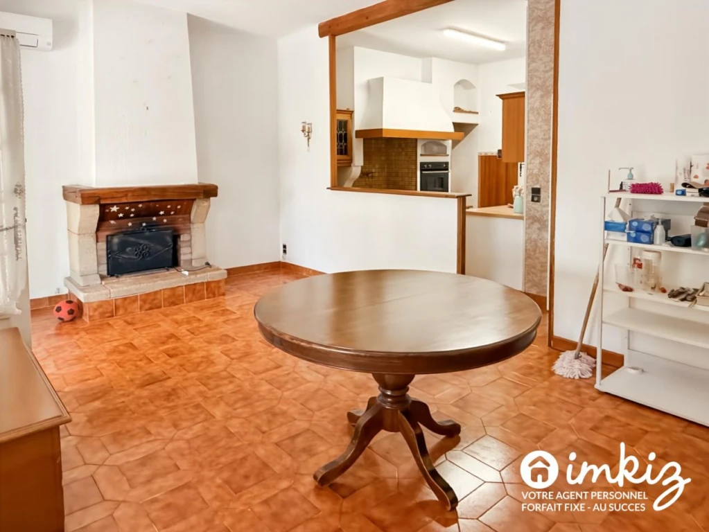 Maison divisé en 2 appartements avec piscine 8