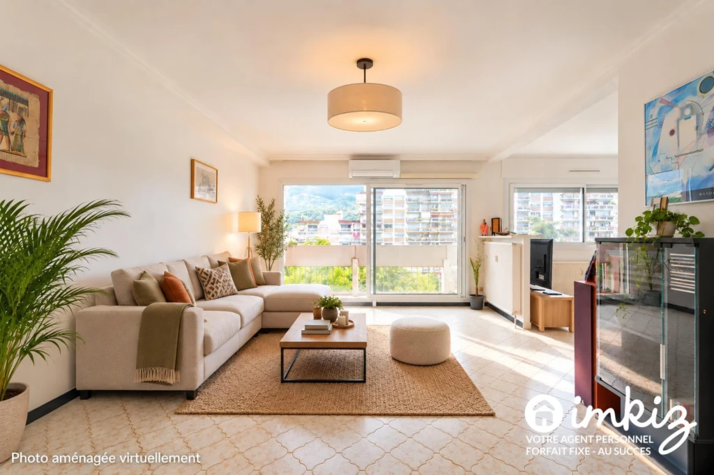 Dernier étage, vue dégagée, balcon 16m² 1