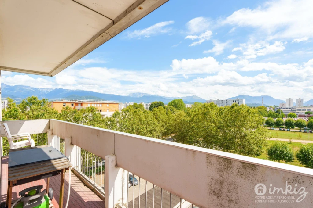 Dernier étage, vue dégagée, balcon 16m² 6