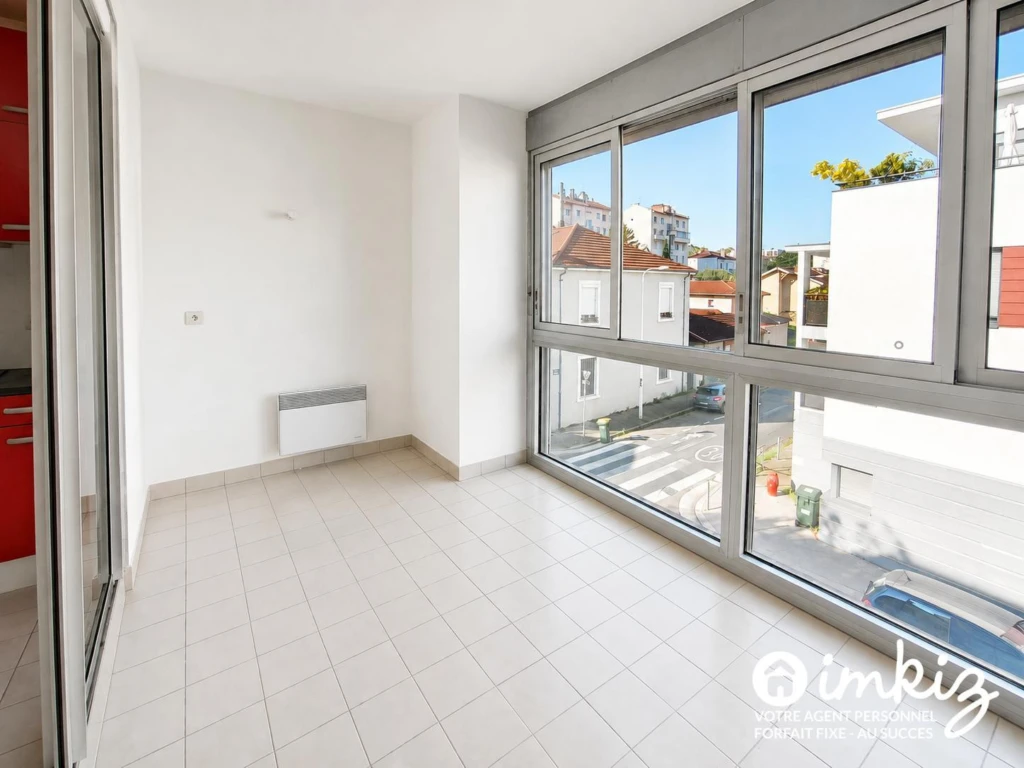 Montchat, 93m², annexes rares : garage + cave 25m² 4