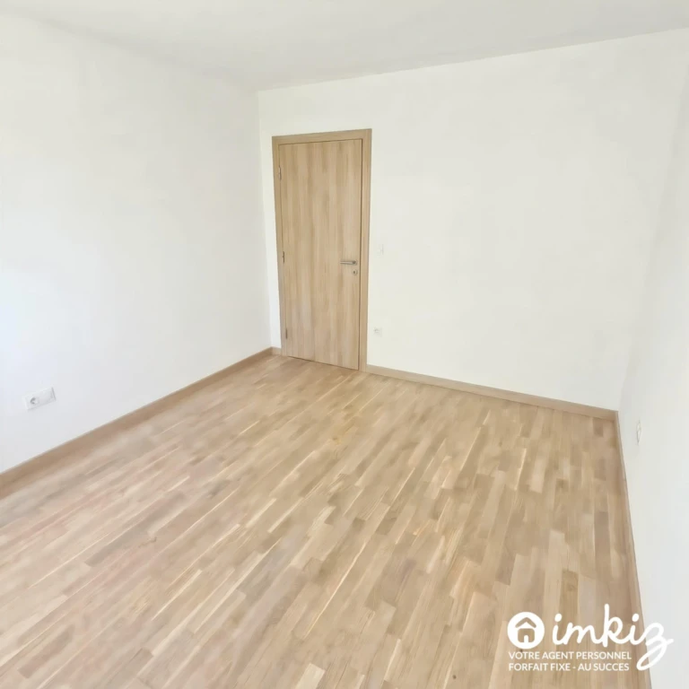 Maison individuelle de plain pied, avec garage 5
