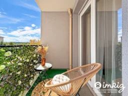 Grand studio / T2, balcon et parking privé 1