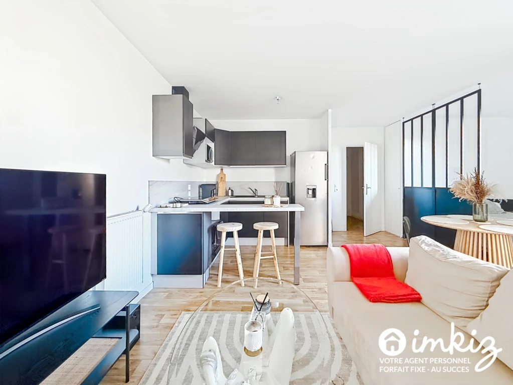 Grand studio / T2, balcon et parking privé 6