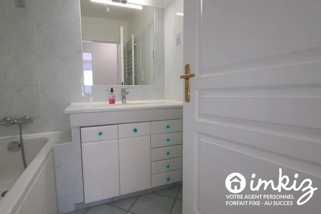 Appartement 4 pièces - 3 chambres - 84 m2 12