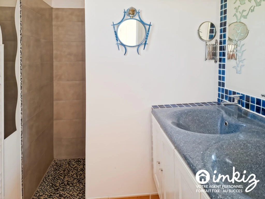 Maison 5 pièces sur terrain clos + annexes 13