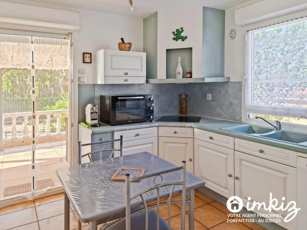 Maison 5 pièces sur terrain clos + annexes 10