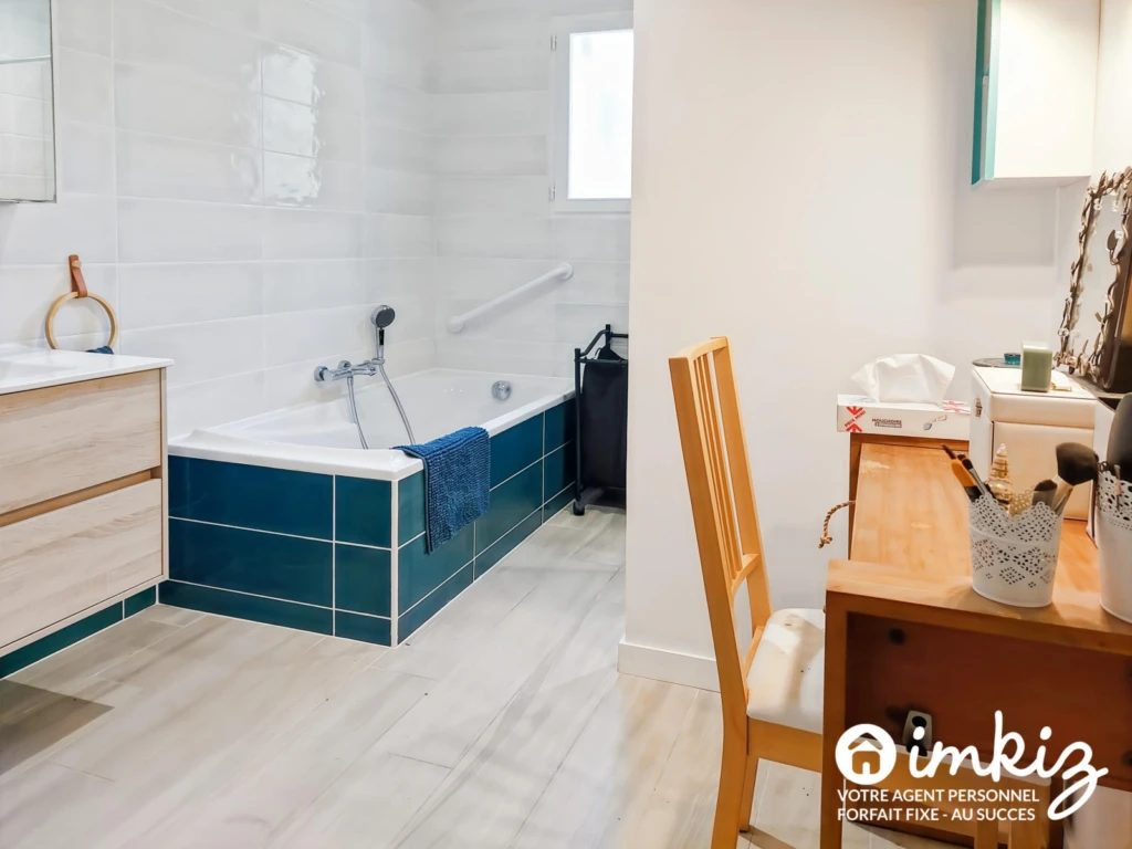 Maison familiale avec espaces independants 11