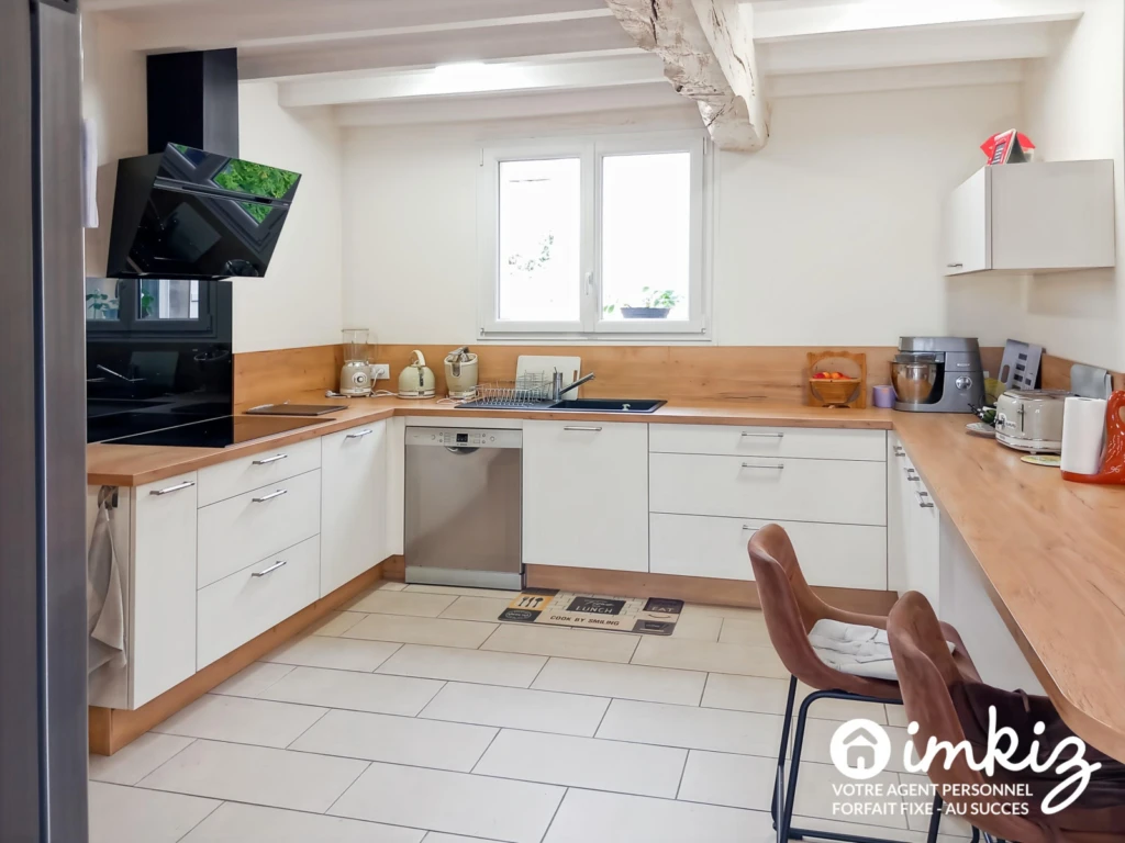 Maison 5 pièces PLAIN-PIED, dépendances et piscine 4