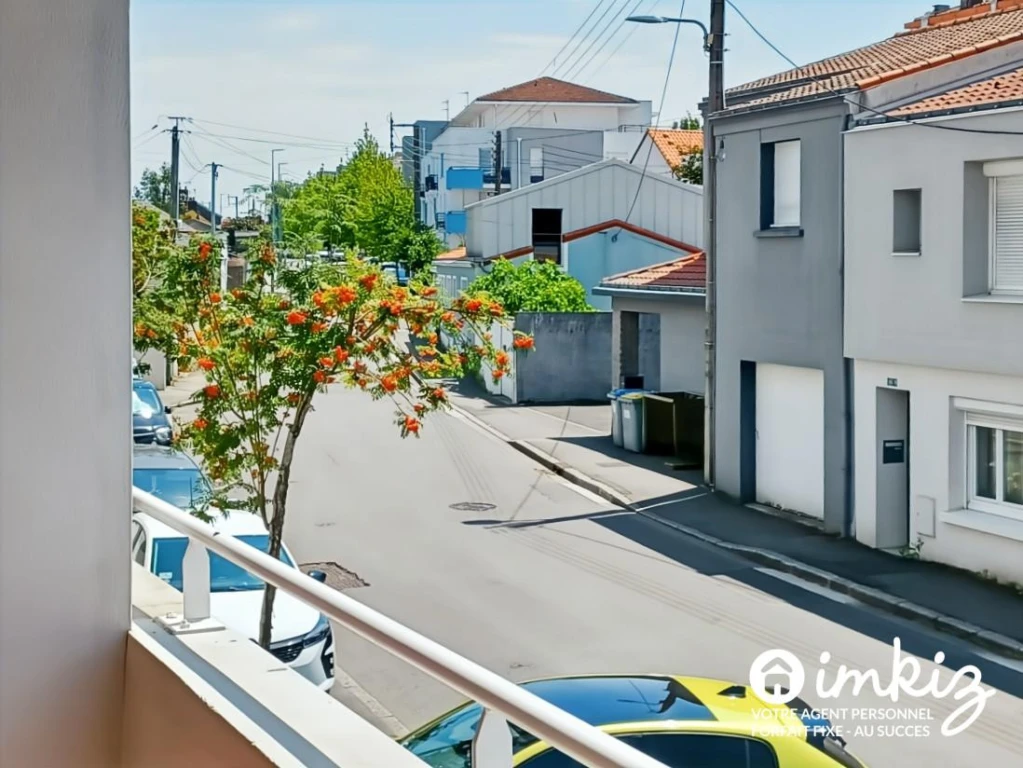 Appartement 3 pièces lumineux dans quartier vivant 6