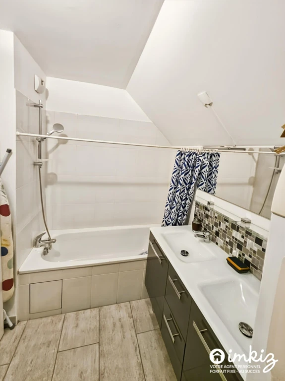 Appartement T4 avec parking 8