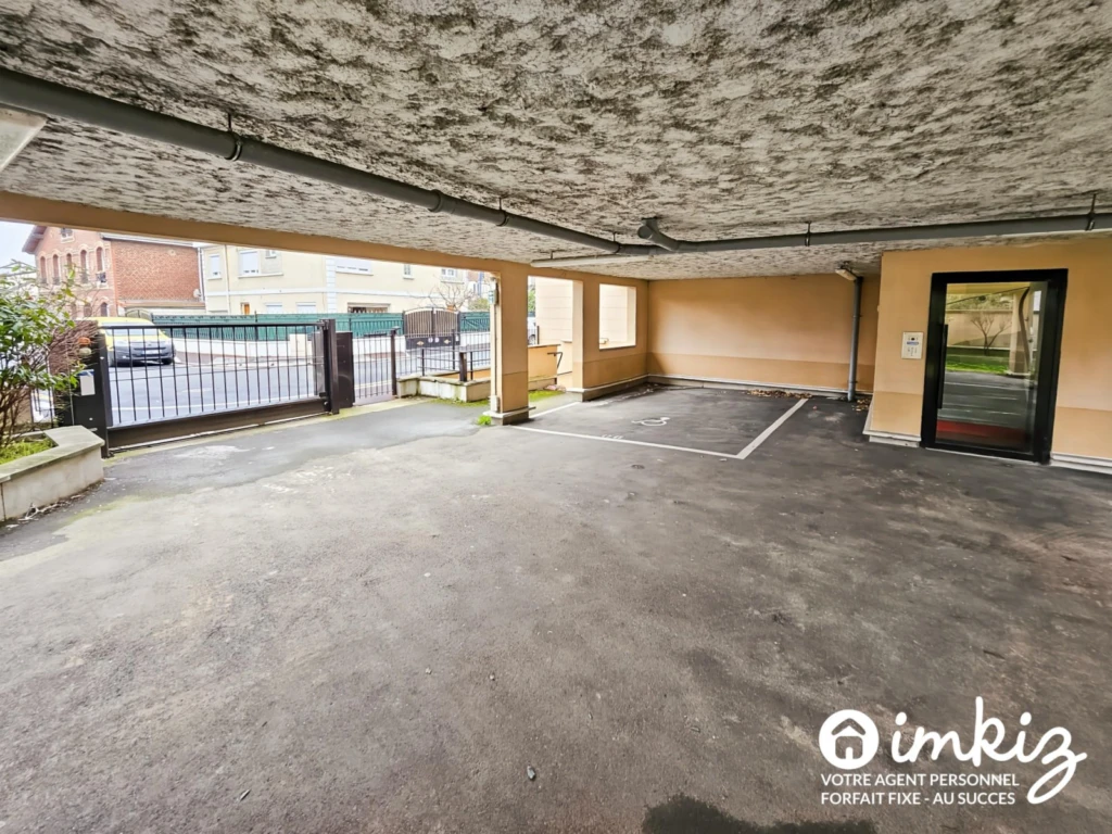 Appartement T4 avec parking 9