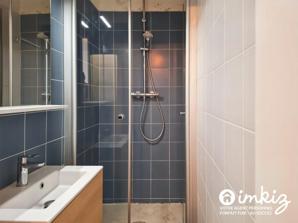 Paris 20ᵉ 3 pièces 55 m² ascenseur et cave 12
