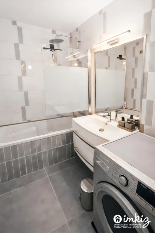 Grand appartement familial à Suresnes 10