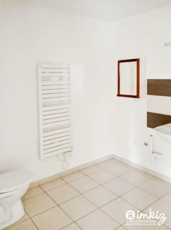 Appartement T2- Vertefeuille - Terrasse et parking 5
