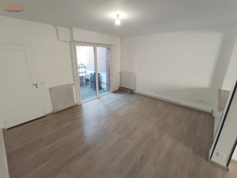 Maison 2 chambres Cour proche Coliseum 10